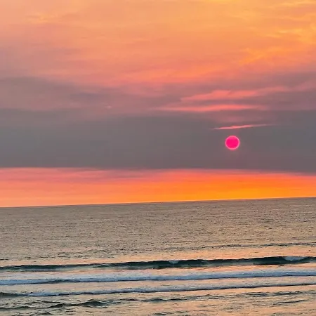 Les 4 Mondes Nocleg ze śniadaniem