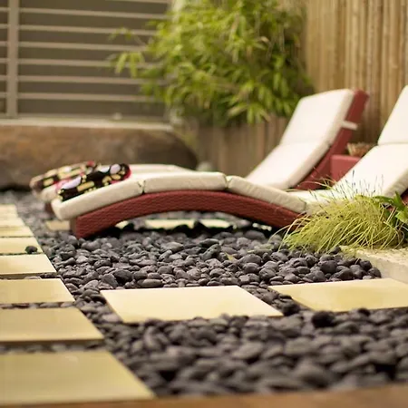 Les 4 Mondes Nocleg ze śniadaniem