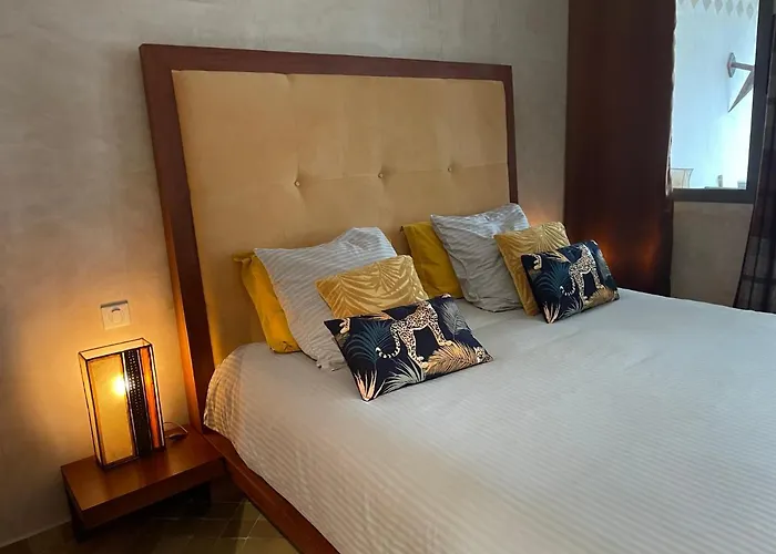 Les 4 Mondes Bed & Breakfast