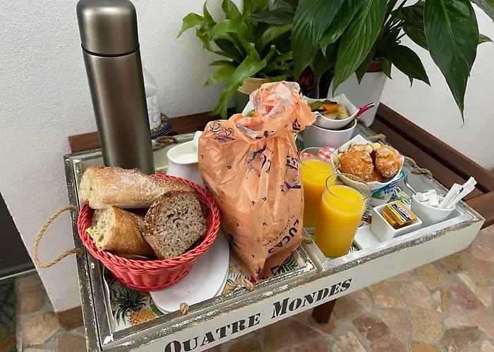 Les 4 Mondes Bed & Breakfast